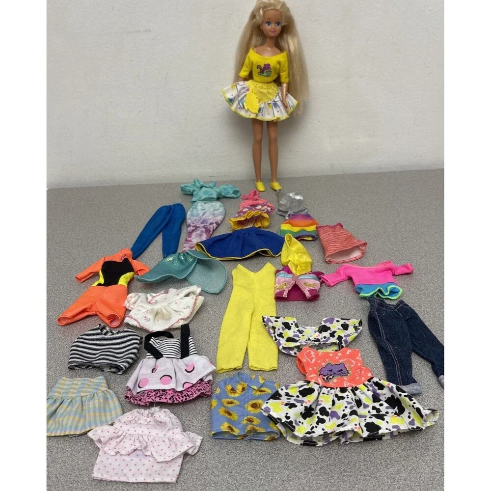 Vintage Barbie 1987 Skipper Doll, Plus Extra Clothing, Pants, Tops, Skirt, More
